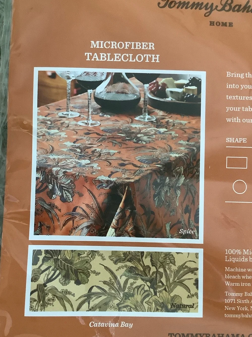 Tommy Bahama Tropical Leaves Tablecloth in Beige, Green, Blue NWT 70” Round